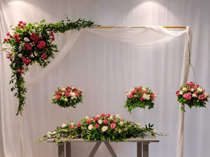 Une arche de mariage romantique La Chapelle-sur-Erdre